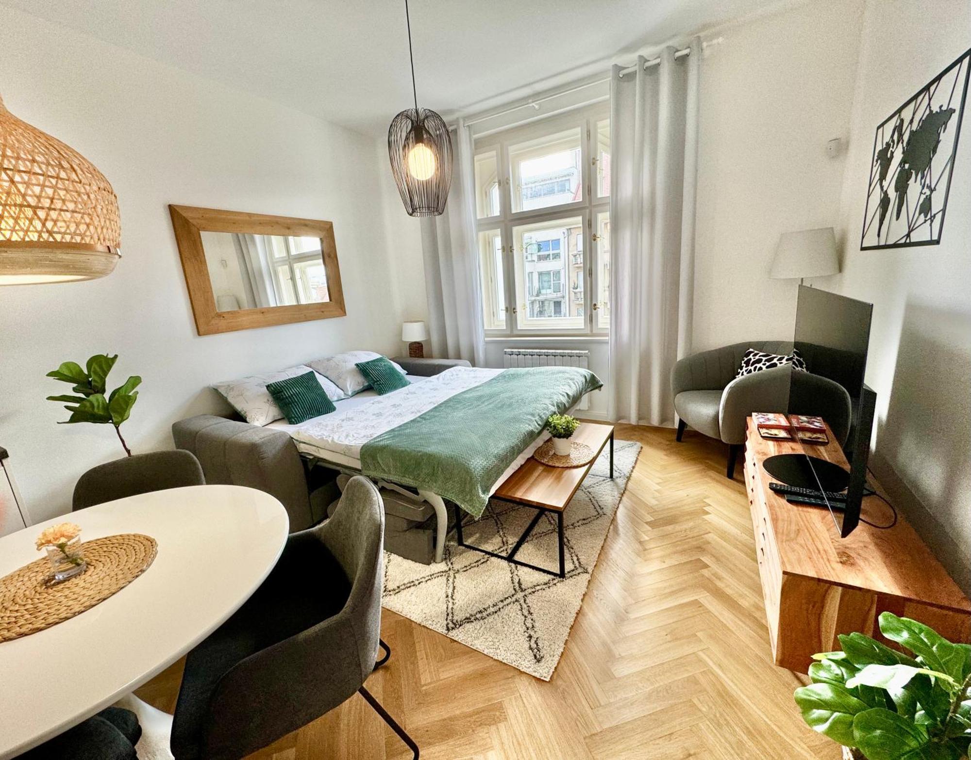 Esmoa - Ovenecka, 7 - Plne Vybaven Praga